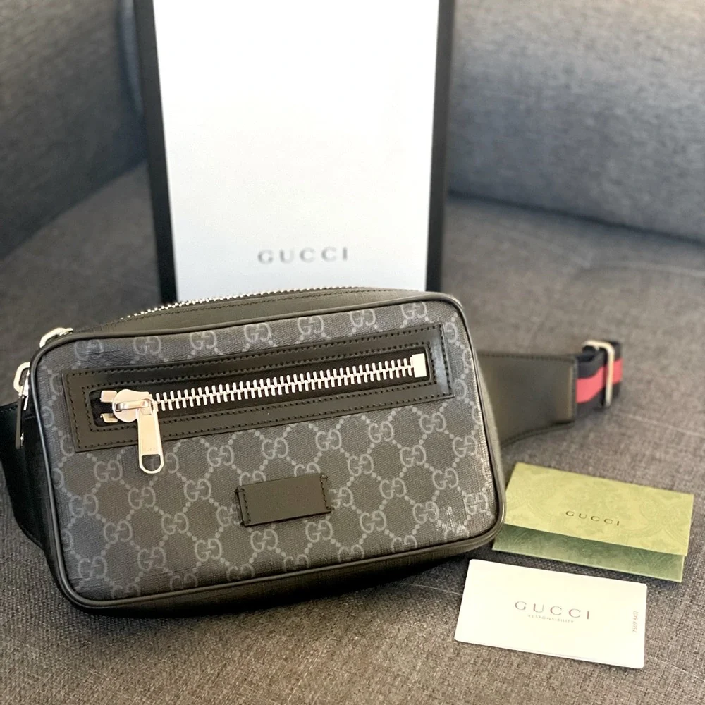 Gucci GG supreme monogram belt bag - Picture 1 of 12